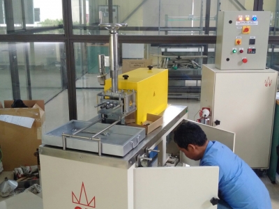 Bàn giao thiết bị thí nghiệm ống nhựa cho Công ty Cúc Phương